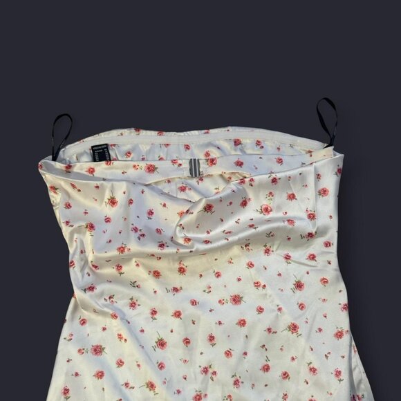 Forever 21 Women's White and Cream Dress - Picture 3 of 3